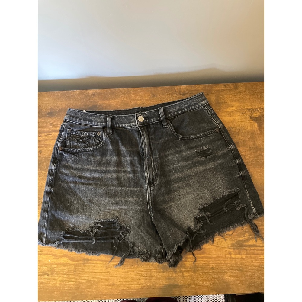 American Eagle Black Distressed High Waisted Denim Shorts Size 12 Stretch Frayed